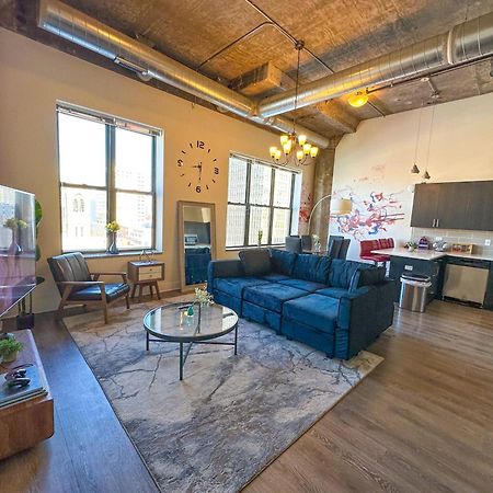 Mccormick Place 3Br Luxury Penthouse Duplex With Personal Rooftop And Optional Parking For 8 Guests In Chicago South Loop Exterior photo
